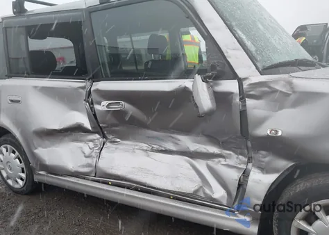 2006 Scion Xb from USA, damaged, VIN JTLKT324864030368